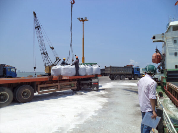 Xuất khẩu hàng đi Nhật Bản tháng 4/2013